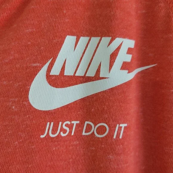 Women's Nike Lightweight Zippered Jacket Size M - Picture 4 of 9